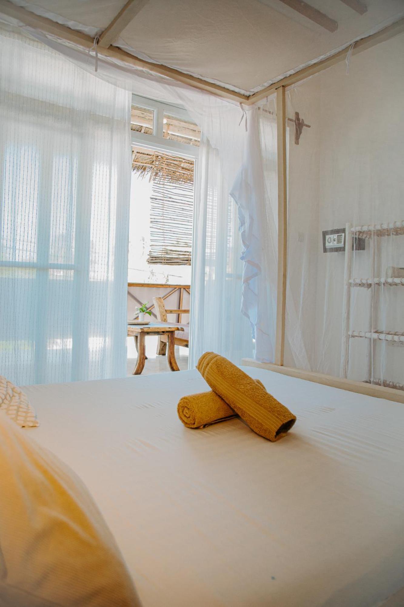Yellow Card Apartment&Bungalows Jambiani  Bagian luar foto